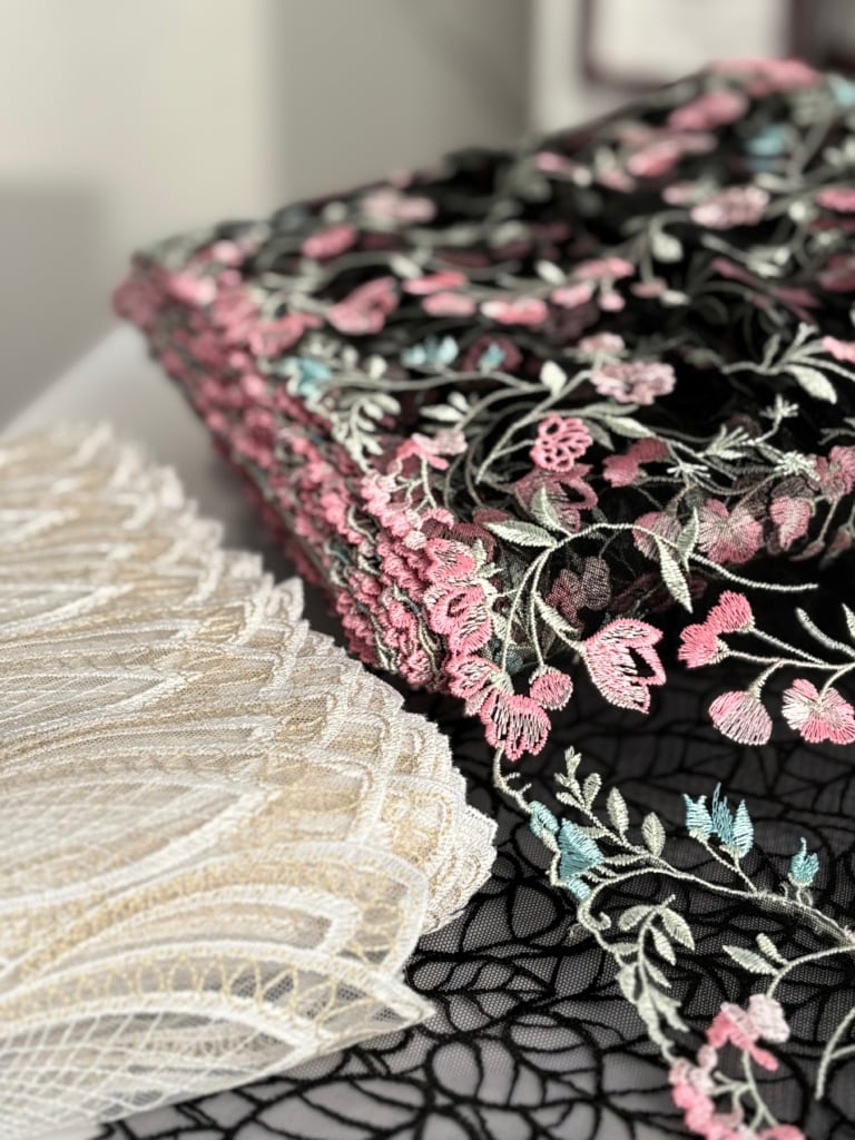 couture dentelles