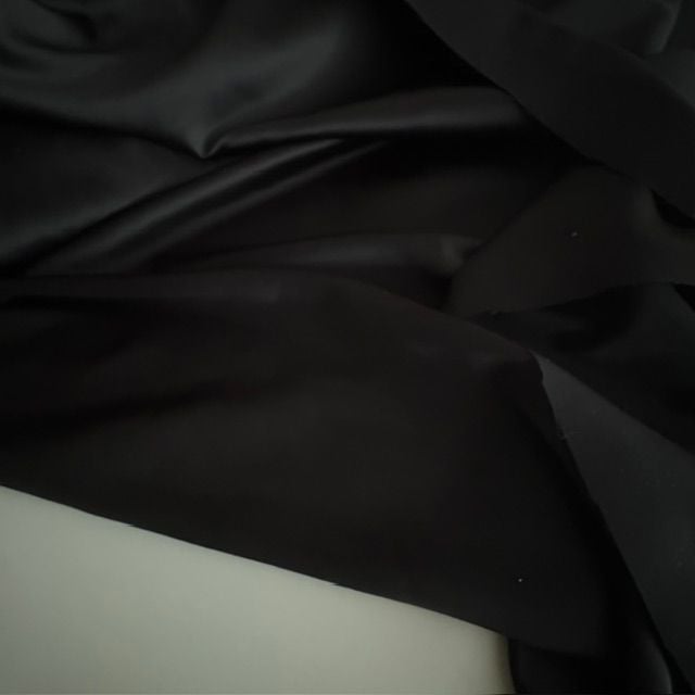 satin noir