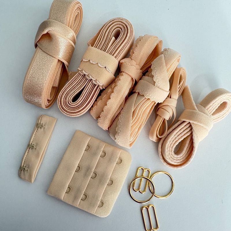 kit petites fournitures soutien gorge chair moyenne taille