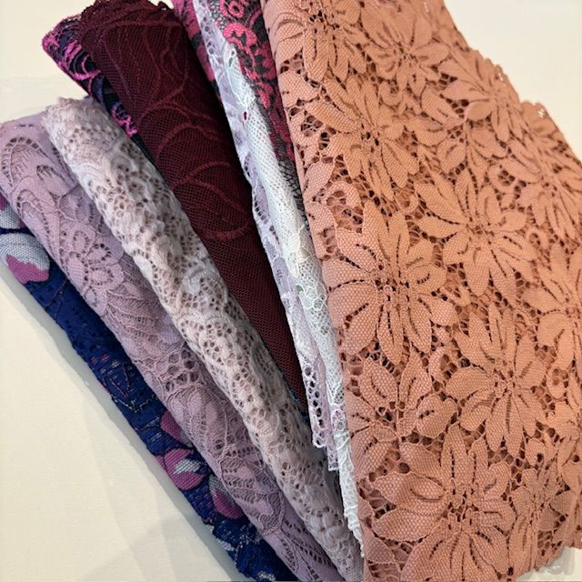 lot dentelles poids 3