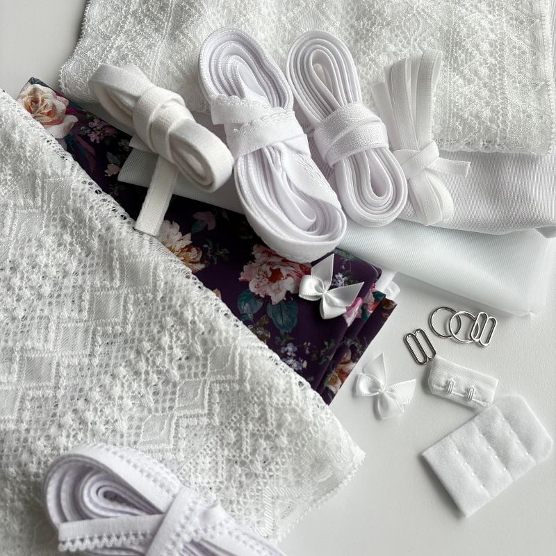 kit matière ensemble lingerie moyenne taille - violet & blanc