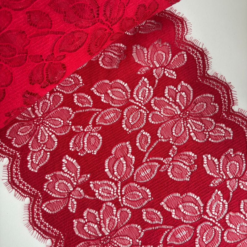 dentelle extensible rouge