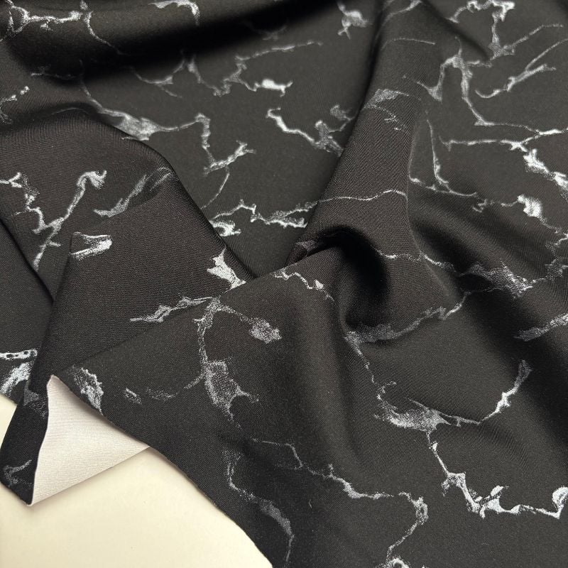 tissu technique sportswear - noir et bleu argent